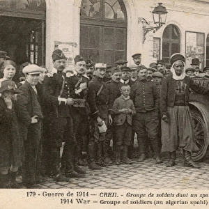 Soldiers and others at Creil station, northern France, WW1