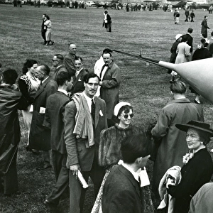 Spectators view the Avro 707B, VX790, at the 1953 Royal ?