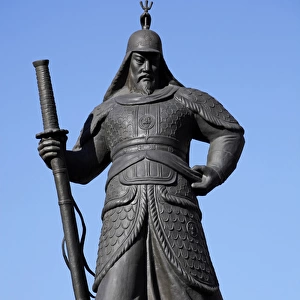 Statue of Admiral Yi Sun-sin in Seoul, South Korea