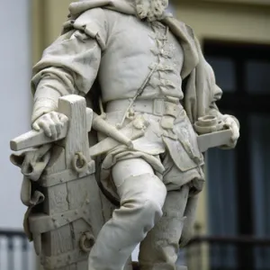 Statue of Juan Sebastian Elcano (1476-1526) by Ricardo