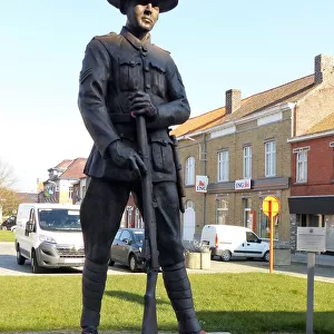 Statue to New Zealand Forces who fought at Messines (Mesen)
