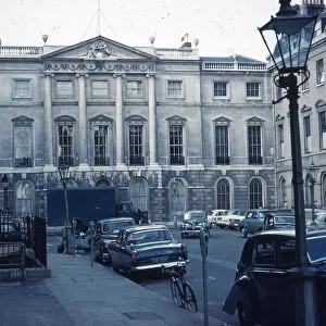 Stratford House in Stratford Place, London, c. 1960. Thi?