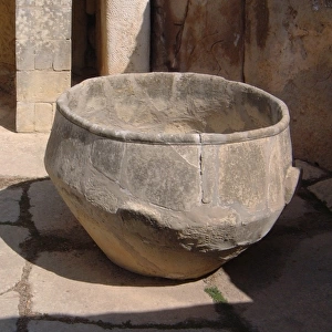 Tarxien Temple / Large Pot
