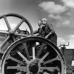 Traction Engine Racing