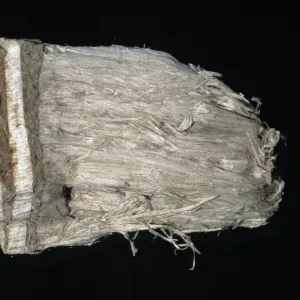 Tremolite asbestos from France