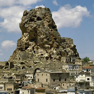 Turkey. Cappadocia. Ortahisar. The Castle, Cave house. Centr