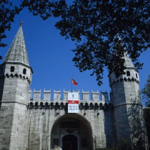 Turkey. Istanbul. Ortakapi Gate (Middle Gate)