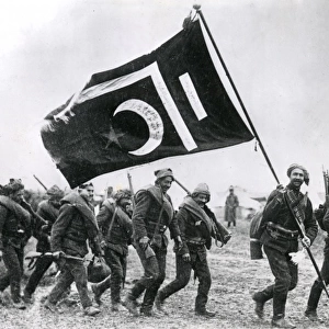 Turkish troops with flag, WW1