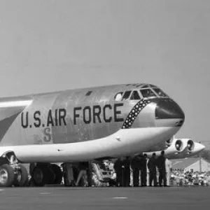 United States Air Force - Boeing B-52F Stratofortress