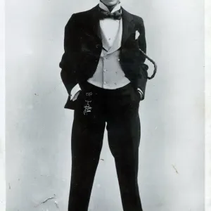 Vesta Tilley music hall male impersonator 1864-1952 Vesta Tilley music hall male impersonator 1864-1952