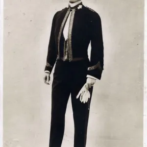 Vesta Tilley music hall male impersonator 1864-1952 Vesta Tilley music hall male impersonator 1864-1952