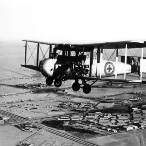 Vickers Vernon ambulance J7143 of 45 Squadron over Iraq