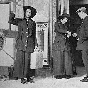 Woman railway officials on the Underground, WW1