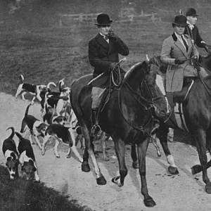 Women acting as Master of Foxhounds, World War I