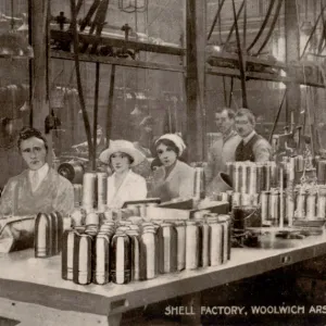 Women WW1 Munitions Woolwich Arsenal