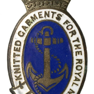WW1 badge - knitting garments for the Royal Navy
