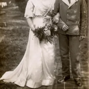 WW1 - Convalescent Soldier and his bride