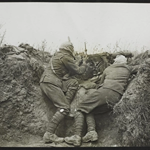 WW1 - Vickers machine gun team in gas masks, near Ovilliers