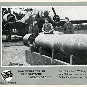WW2 - British RAF Wellington Bomber and 900kg bomb