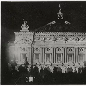 WW2 - Victory Celebrations in Paris, France - the first night of peace for Paris