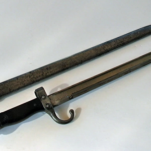 WWI French Mannlicher Berthier Infantry rifle bayonet