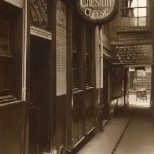 Ye Olde Cheshire Cheese Pub, Fleet Street, London