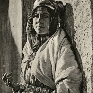 Young Moroccan Woman, Tangiers, Province de Tanger