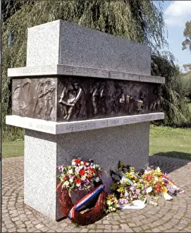 Veterans Prints: 101st US Airborne Memorial Gift to the Dutch