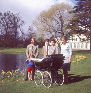 Images Dated 26th May 2012: 10215592