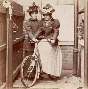 1890S Cycling Ladies