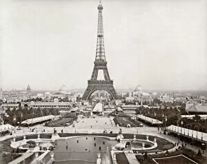 Images Dated 8th February 2021: 1890s France Paris - Eiffel Tower and Champs de Mars