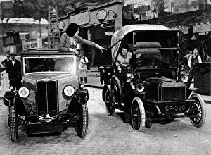 1905 Swift motor car next 1930 Swift motor car