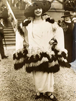 Fur Trimmed Collection: 1923 Fashion - Remarkable feather and fur-trimmed outfit