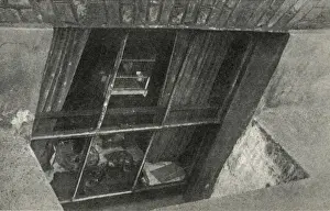 Basement Prints: 1930s basement dwelling, Stepney