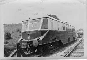 Wentworth Postcard Collection Gallery: 1930s Flying Banana Diesel Railcar - (Great Western Railway)