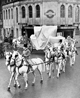 Shrouded Prints: 1937 Coronation, Royal Greys draw shrouded state coach