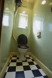 Bath Room Prints: 1940S LOO