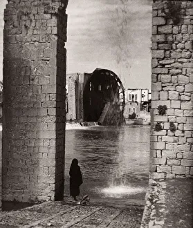 1943 Syria - Hama on the river Orontes