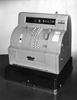 Images Dated 16th May 2018: 1970S CASH REGISTER