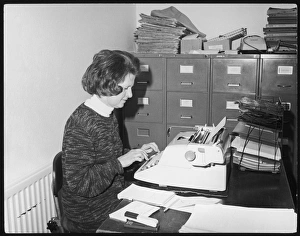 Cabinets Gallery: 1970S TYPIST