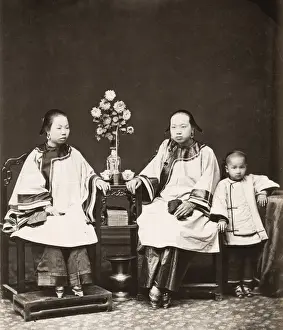 19th century vintage photograph: Chinese women with bound feet