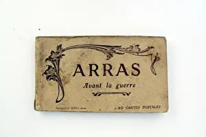 20 postcards in a booklet entitled Arras - Avant la guerr