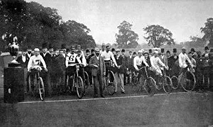 Images Dated 12th July 2004: The 24 hour Bicycle Race at Herne Hill, 1892