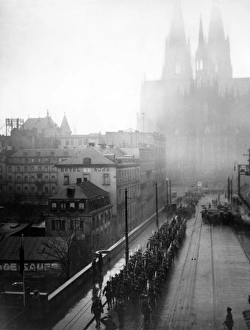 Cologne Bridge 1918