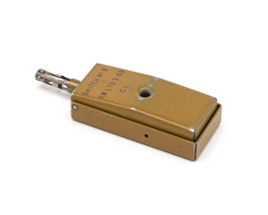 Images Dated 4th March 2015: No 5 pressure switch, 1942 (c). Made by R M Limited, 1942