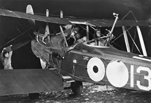 69th Squadron AFC setting out for night bombing, WW1