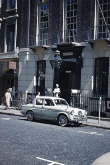 Albemarle Gallery: 7 Albemarle Street, London - RAeSs HQ from 1917 to 1939