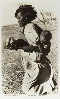 Images Dated 27th April 2011: Aboriginal Mother and Baby with supplies