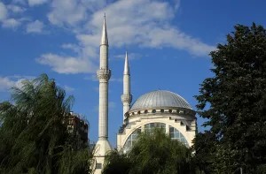 Images Dated 14th August 2007: Abu Bakr Mosque. Shkodra. Republic of Albania