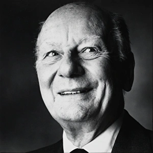 Images Dated 15th May 2017: Actor - Sir John Gielgud